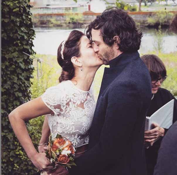 A picture of Luke Camilleri kissing his beloved wife Isabel.